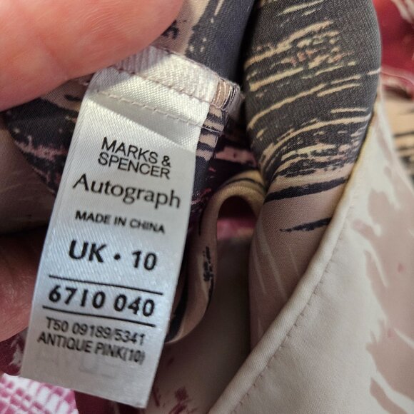 Marks & Spencer Tunic Blouse silk like fabric Size UK 10 - Picture 7 of 8